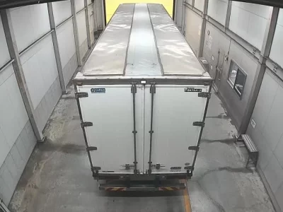Isuzu TRUCK
