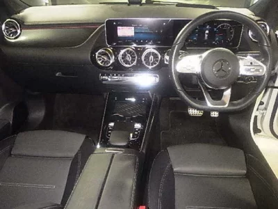 Mercedes-Benz B CLASS
