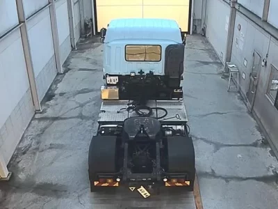 Isuzu TRUCK
