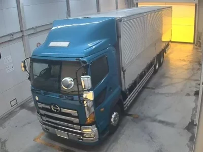 Hino TRUCK