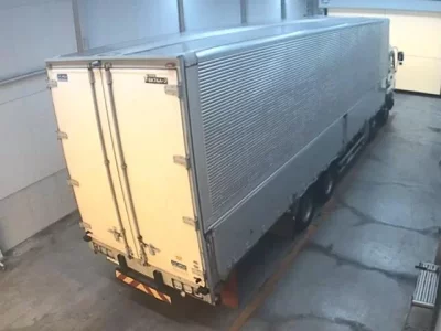 Isuzu TRUCK