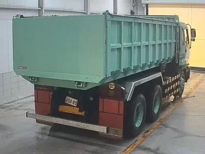 Isuzu TRUCK