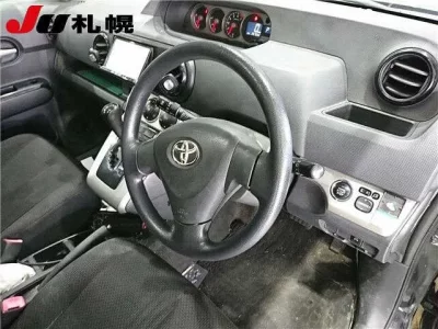 Toyota COROLLA RUMION