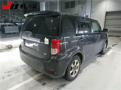 Toyota COROLLA RUMION