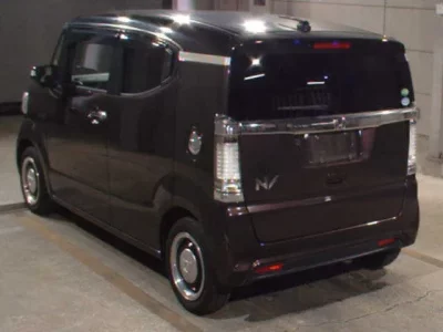 Honda N BOX SLASH