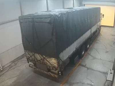 Isuzu TRUCK