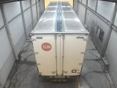 Isuzu TRUCK