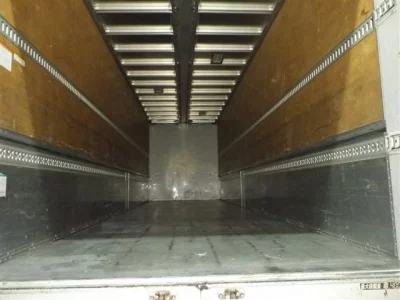 Isuzu TRUCK