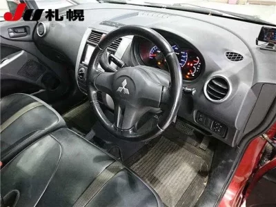 Mitsubishi COLT PLUS