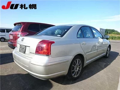 Toyota AVENSIS SEDAN