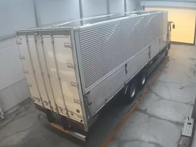 Mitsubishi FUSO TRUCK