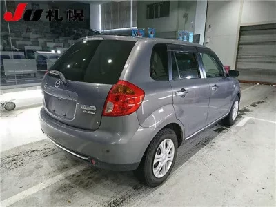 Mazda VERISA