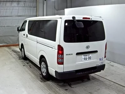 Toyota HIACE VAN