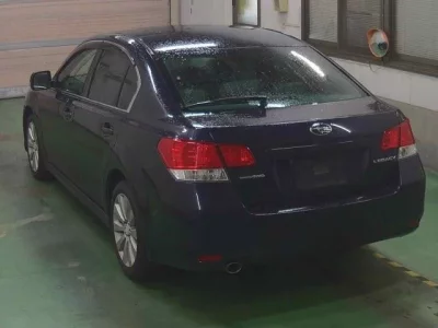 Subaru LEGACY B4