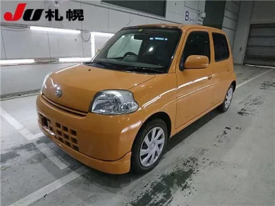 Daihatsu Esse