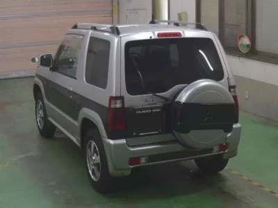 Mitsubishi PAJERO MINI