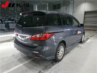 Nissan LAFESTA
