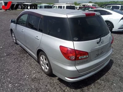 Nissan WINGROAD