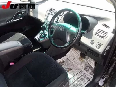 Toyota MARK X ZIO
