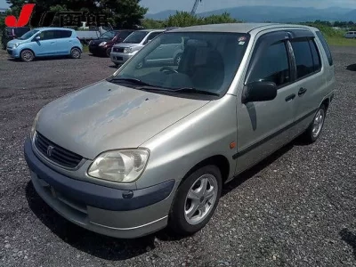 Toyota RAUM