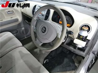 Suzuki MRWAGON