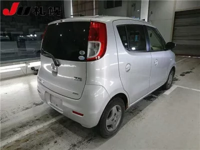 Suzuki MRWAGON