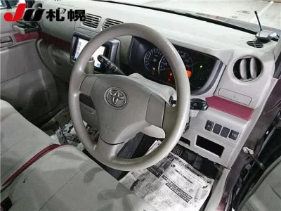 Toyota PIXIS SPACE