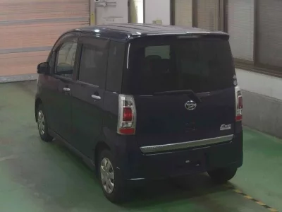 Daihatsu TANTO EXE