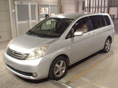 Toyota ISIS