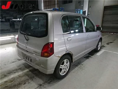 Mitsubishi MINICA
