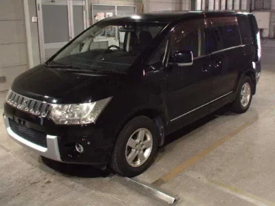 Mitsubishi DELICA D5