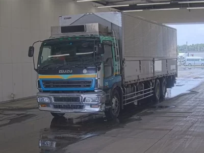 Isuzu GIGA
