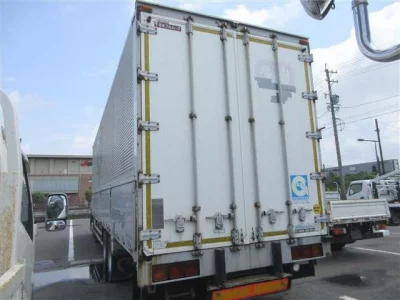 Isuzu GIGA MAX