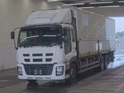 Isuzu GIGA