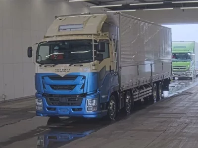 Isuzu GIGA