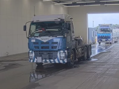 Isuzu GIGA
