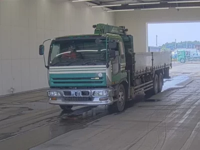 Isuzu GIGA
