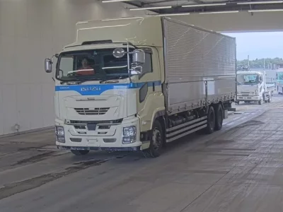 Isuzu GIGA