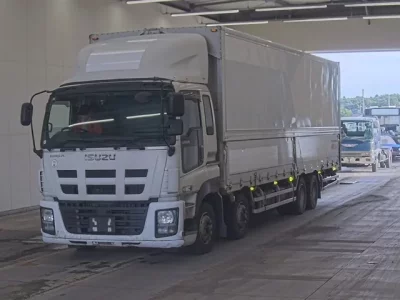 Isuzu GIGA