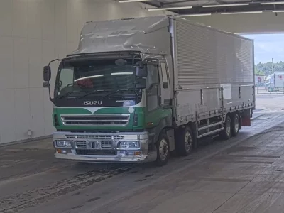 Isuzu GIGA