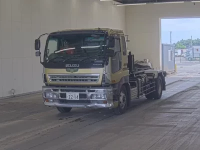 Isuzu GIGA