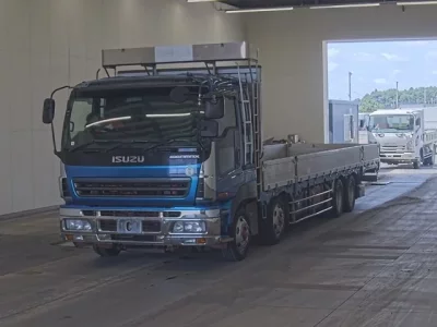Isuzu GIGA