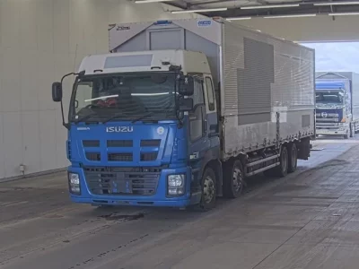 Isuzu GIGA