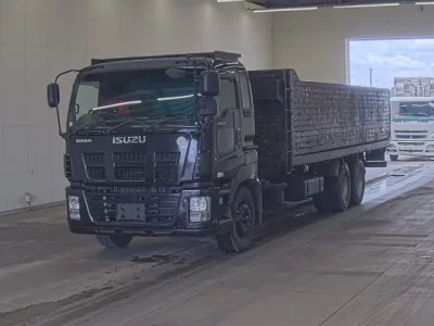 Isuzu GIGA