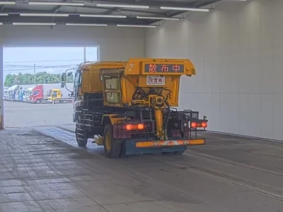 Isuzu GIGA