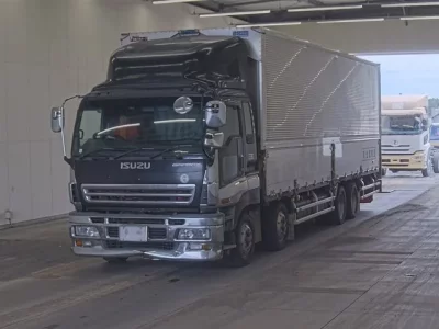 Isuzu GIGA