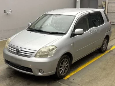 Toyota RAUM