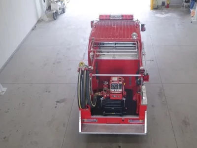 Nissan TRUCK