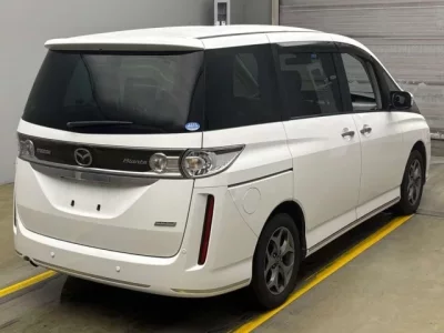 Mazda BIANTE