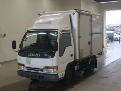 Isuzu ELF